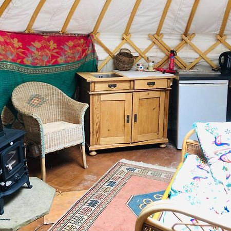 Shipston-on-Stour Cotswolds Camping At Holycombe מראה חיצוני תמונה