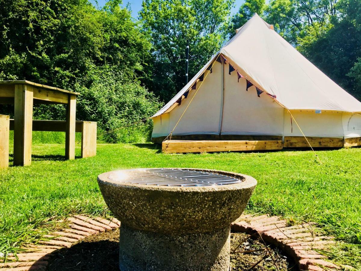 Shipston-on-Stour Cotswolds Camping At Holycombe מראה חיצוני תמונה