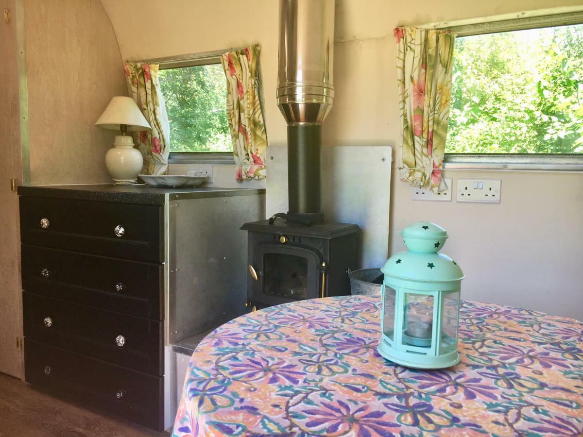 Shipston-on-Stour Cotswolds Camping At Holycombe מראה חיצוני תמונה